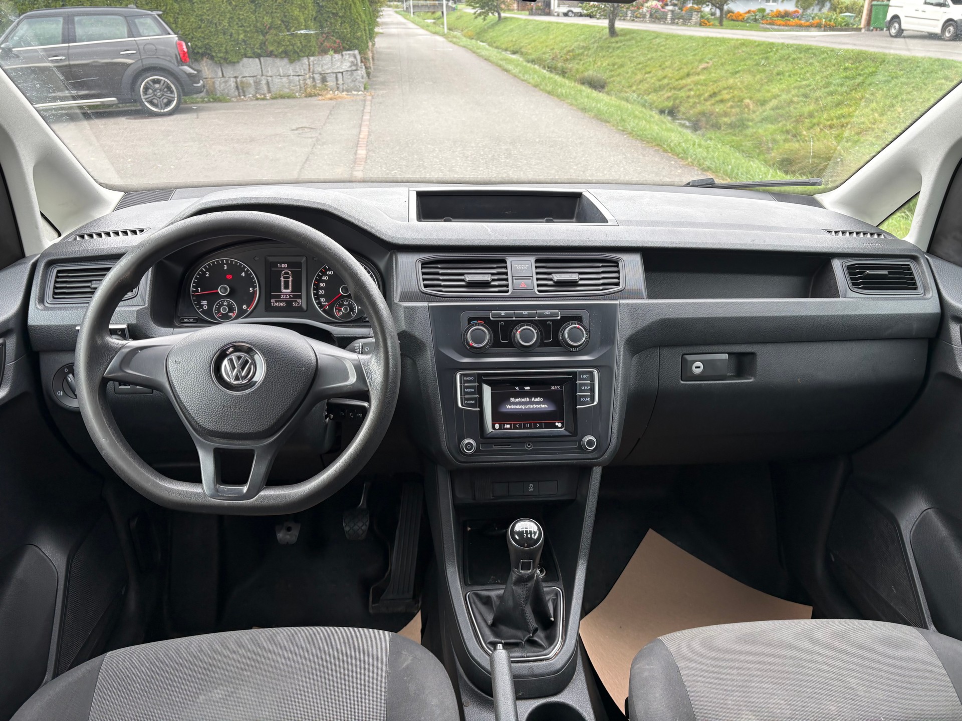 VW Caddy 2.0 TDI 4Motion-image-7