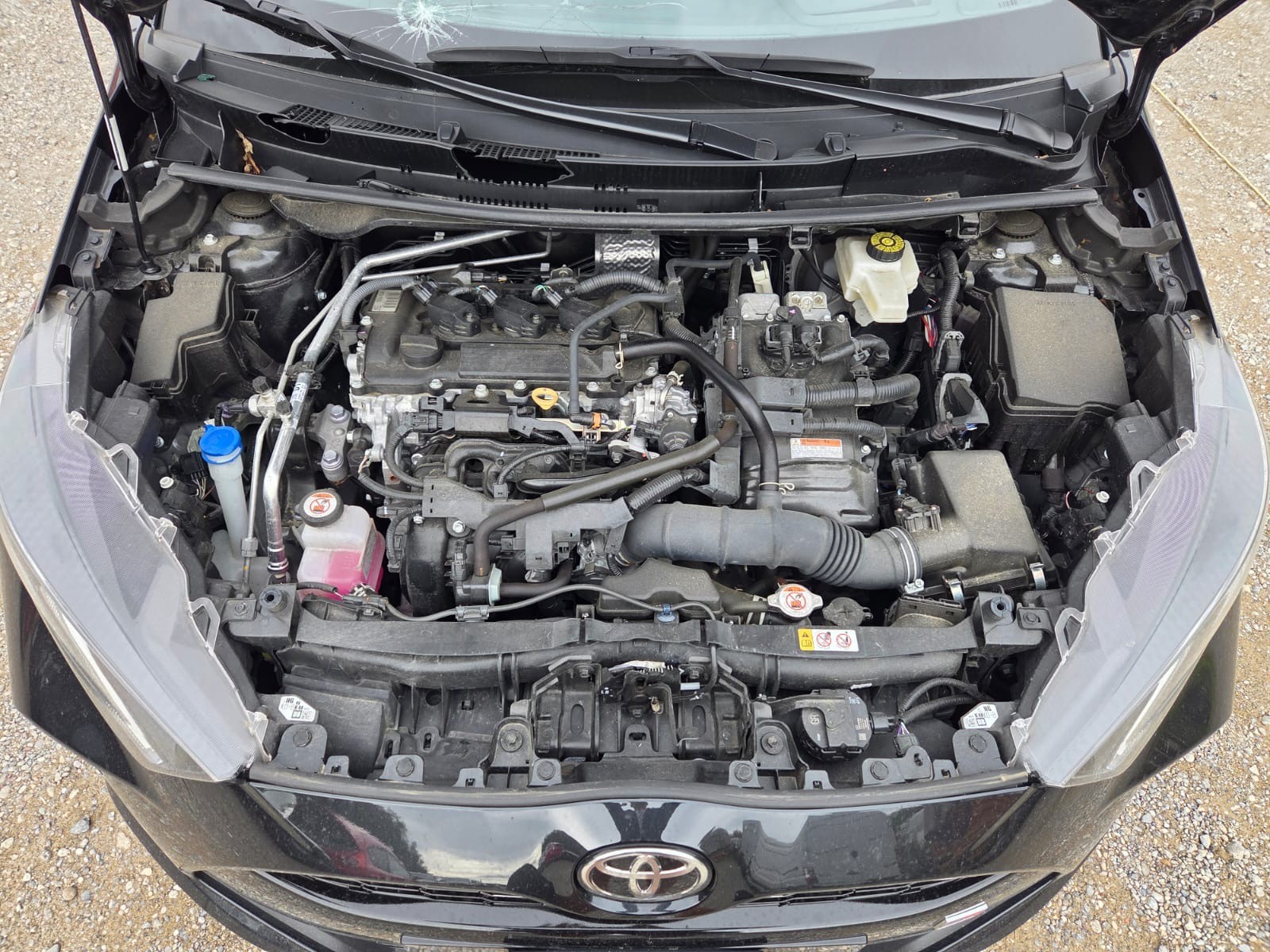 TOYOTA Yaris 1.5 GR Sport e-CVT-image-15