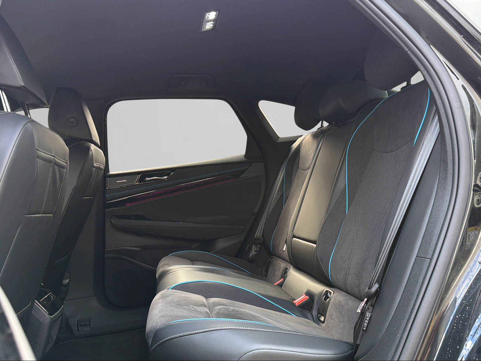 VW ID.7 Pro-image-9
