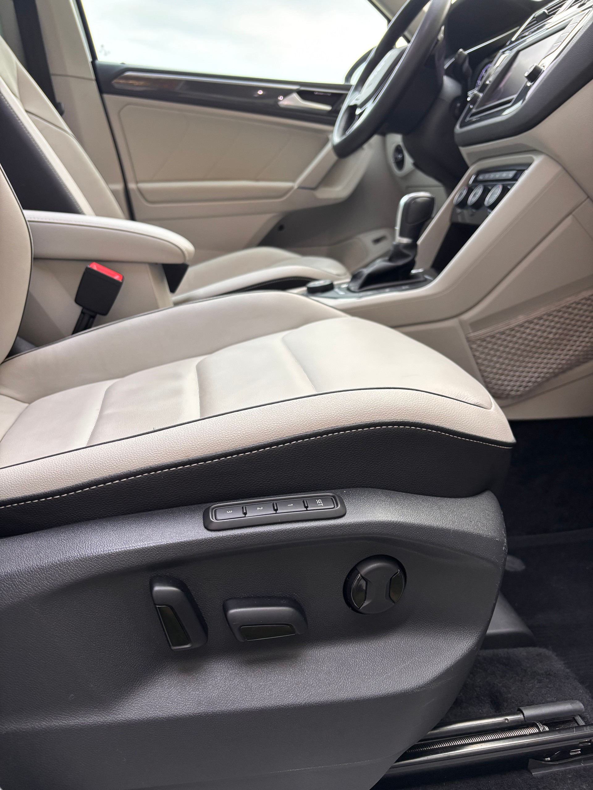VW Tiguan 2.0TSI Highline 4Motion DSG-image-5