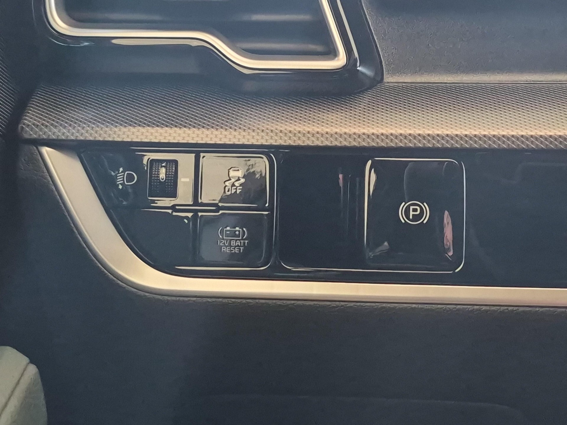 KIA Sportage 1.6 T-GDi Hybrid Power Edition-image-16