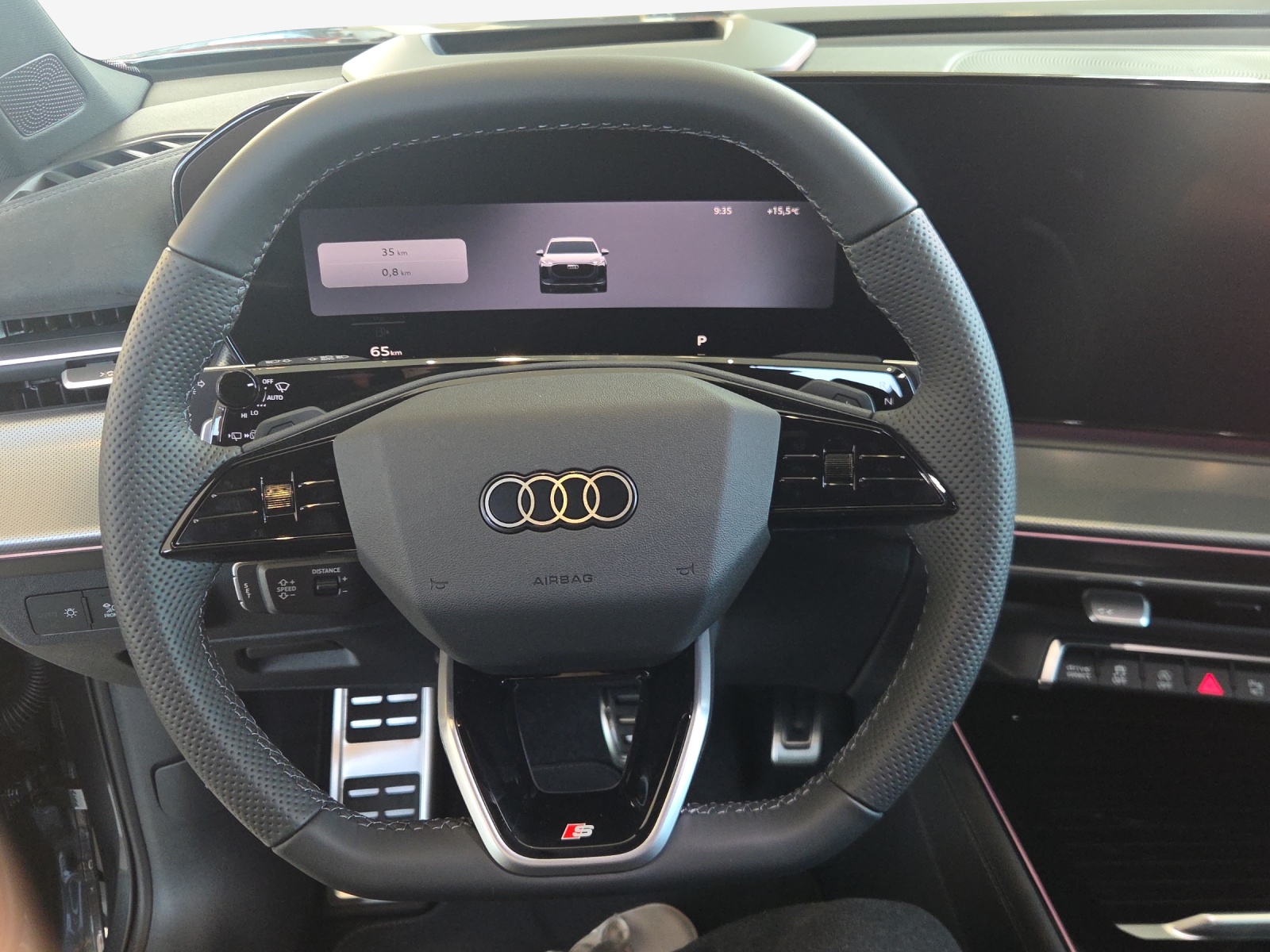 AUDI Q3 SUV TFSI quattro 195 kW S tronic-image-9