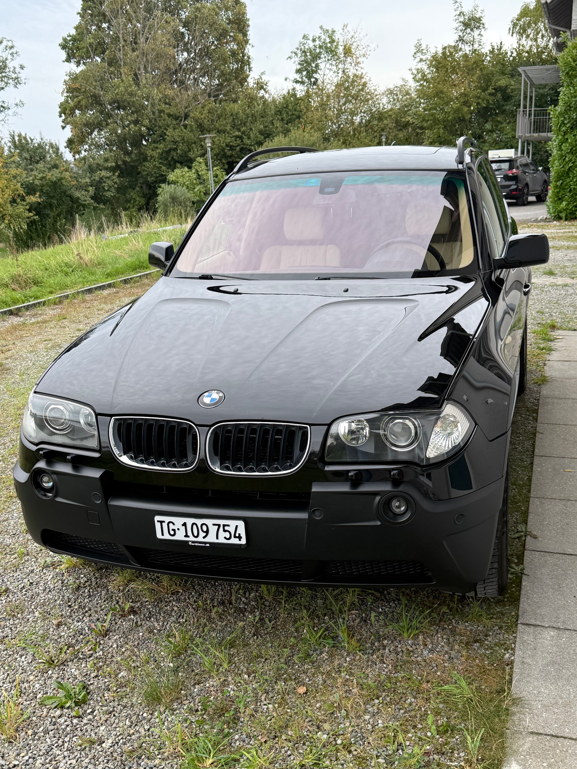 BMW 30i-image-2