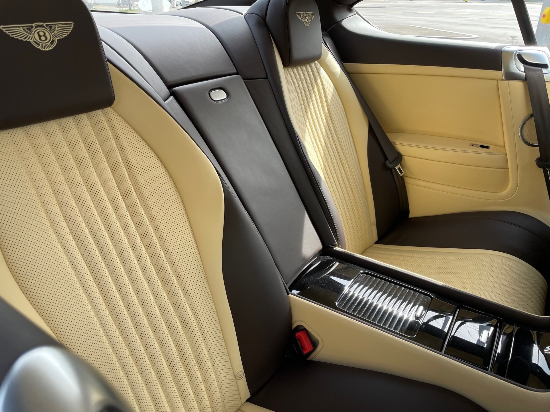 BENTLEY Continental GT Speed 6.0 W12-image-5