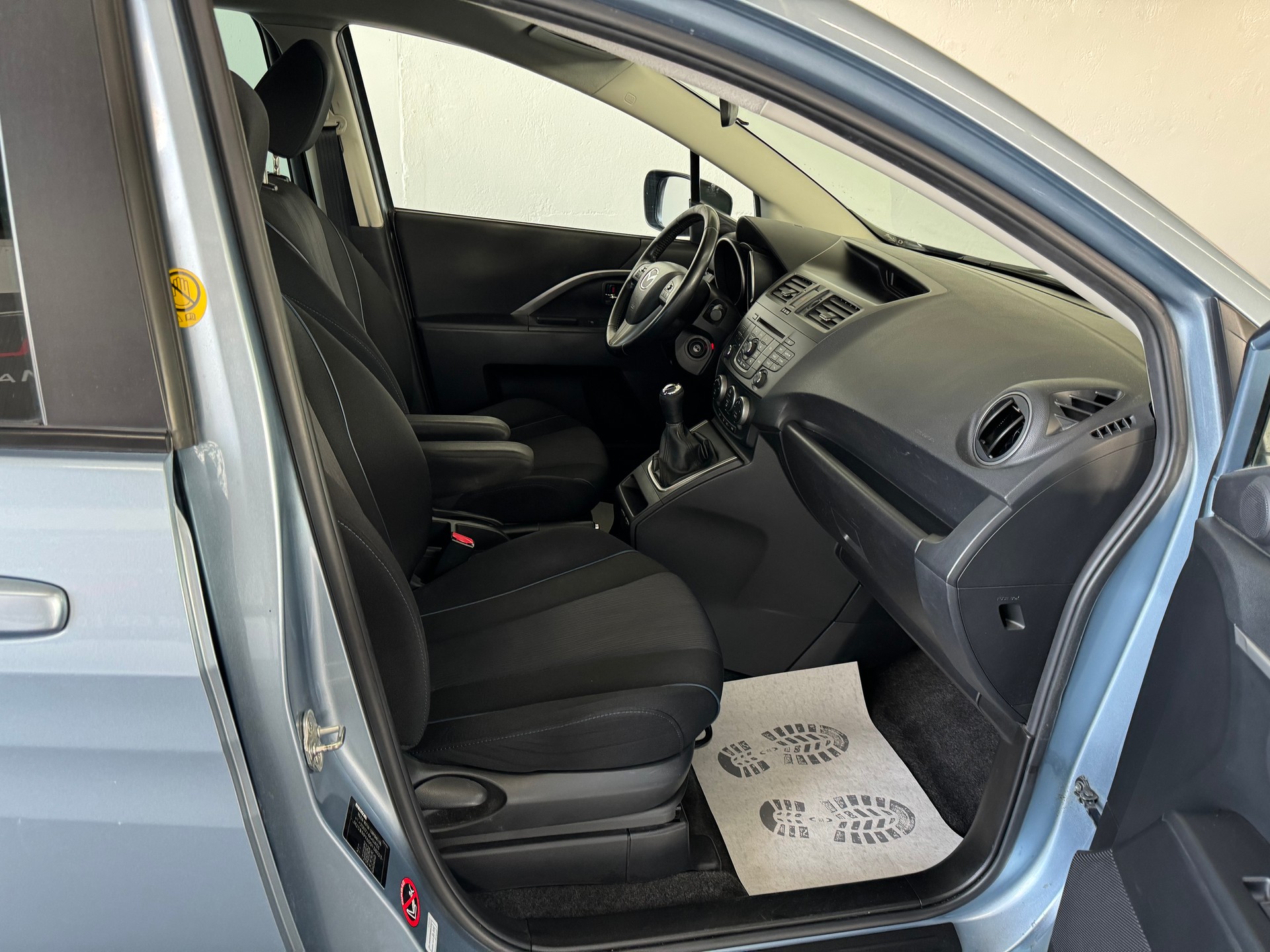 MAZDA 5 1.6 16V CD Confort-image-15
