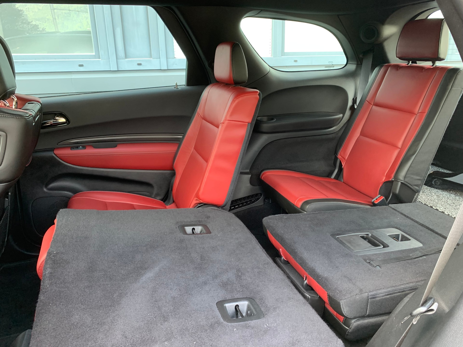 DODGE Durango R/T 5.7 V8 / 7 - Plätzer-image-8