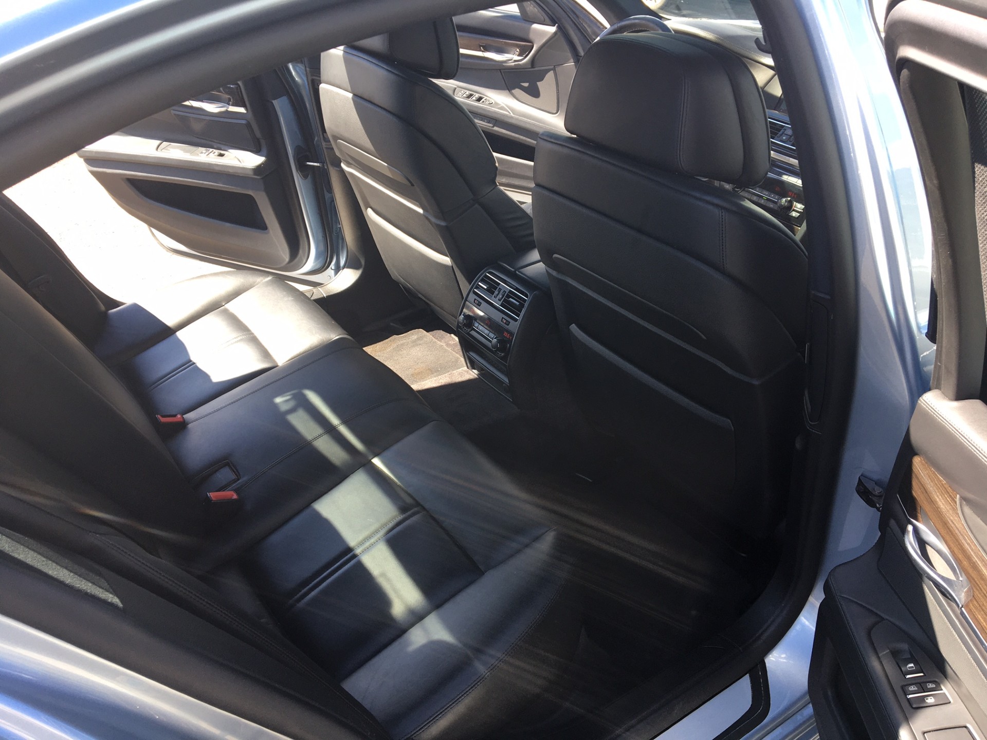 BMW ActiveHybrid 7-image-11