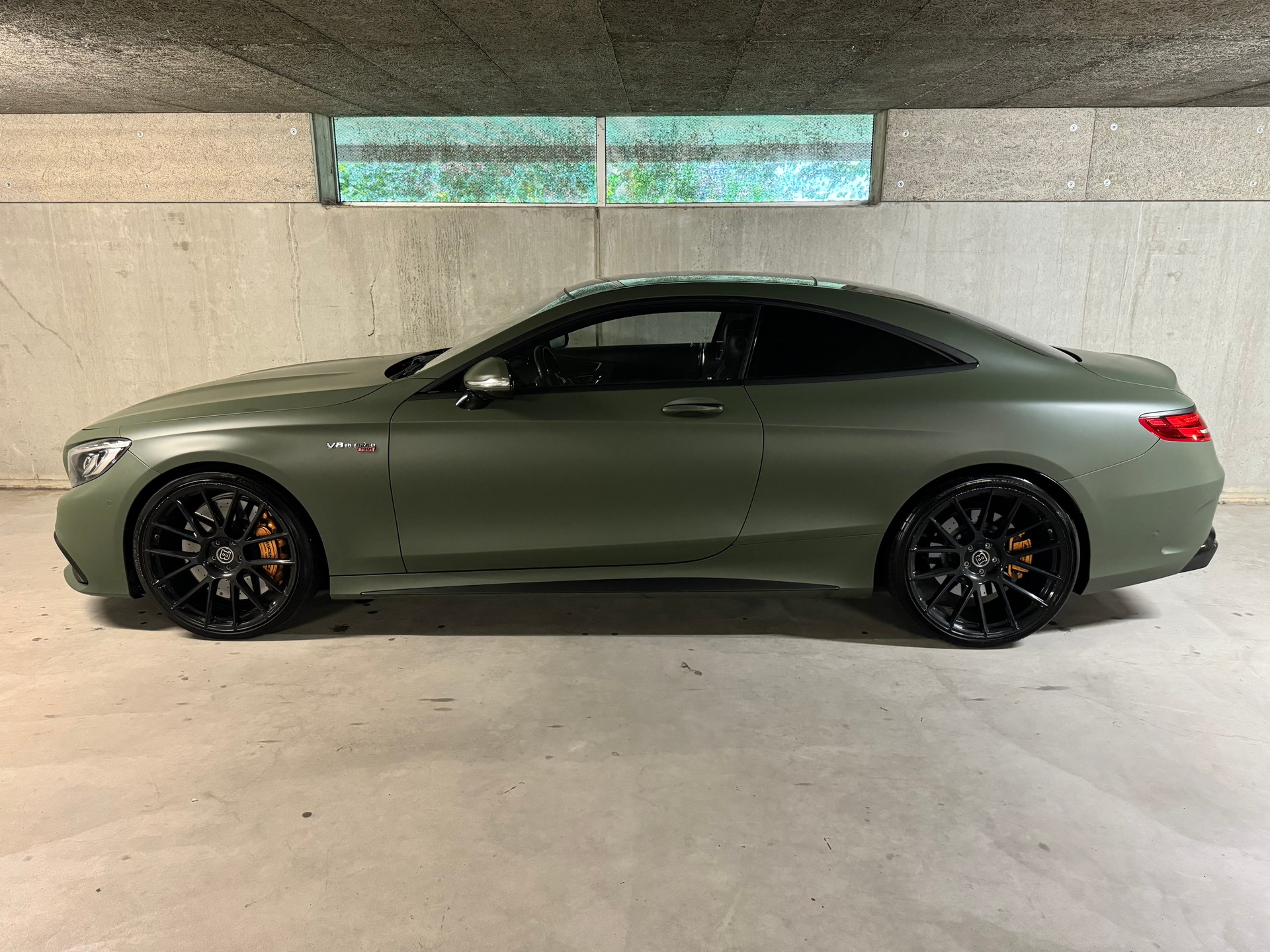 MERCEDES-BENZ S 63 AMG Coupé Speedshift MCT-showroom-element-1