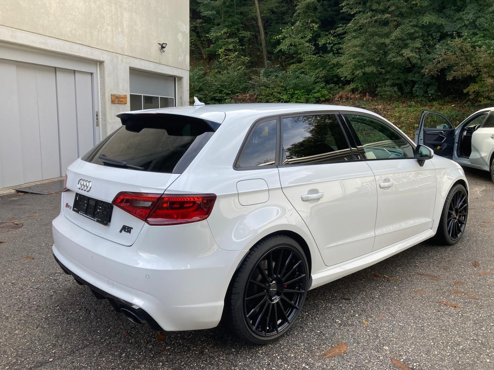 AUDI RS3 2.5 TSI quattro S-tronic-image-6