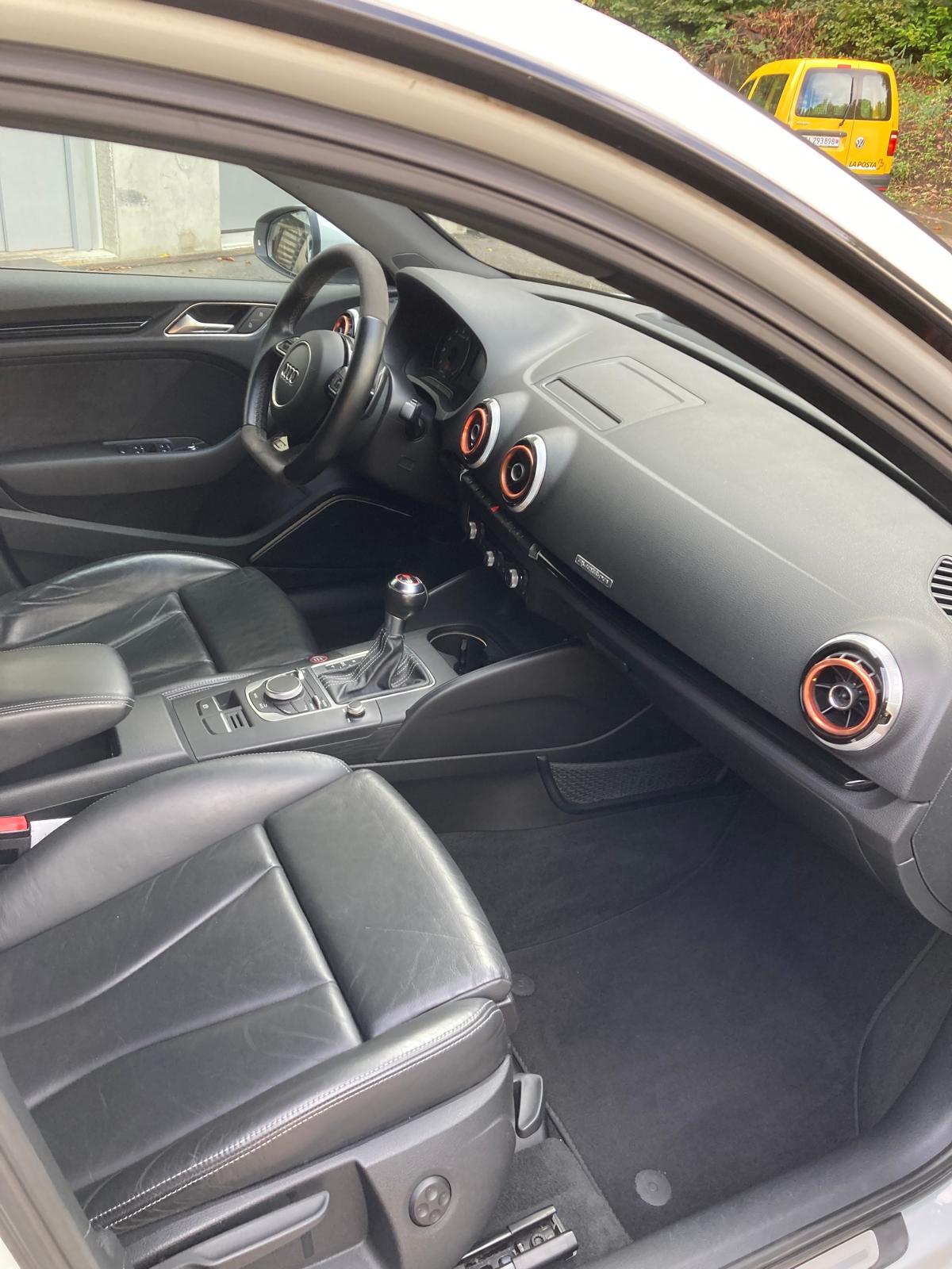 AUDI RS3 2.5 TSI quattro S-tronic-image-13