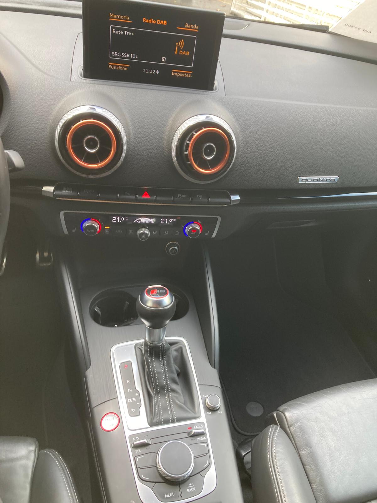 AUDI RS3 2.5 TSI quattro S-tronic-image-11