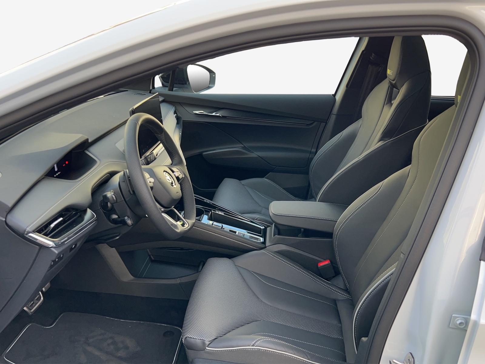 SKODA Enyaq RS 4x4-image-7