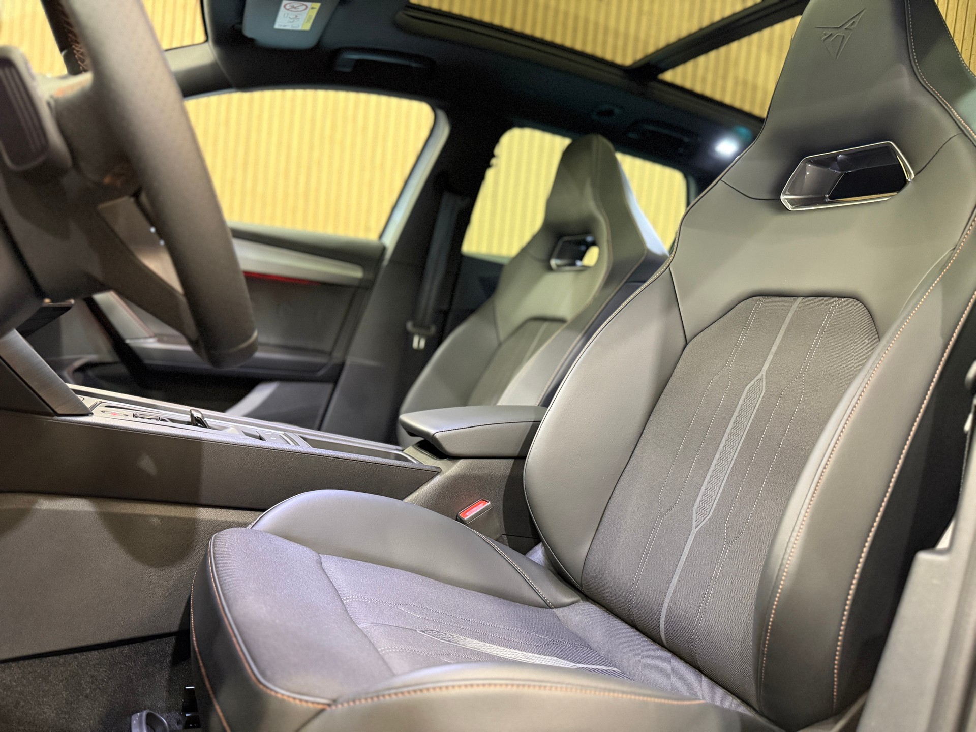 CUPRA LEON ST 2.0 TSI VZ DSG-image-7