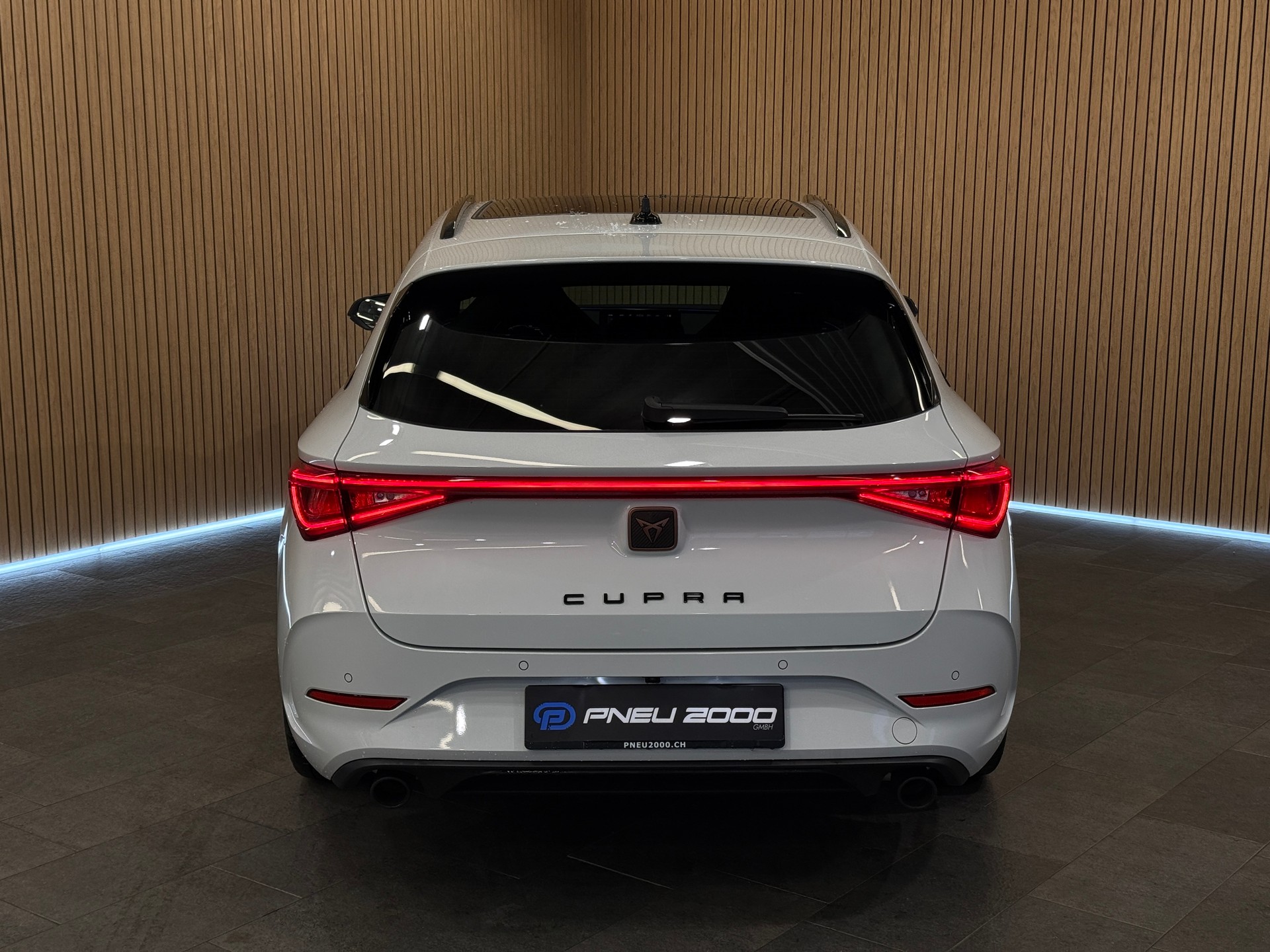 CUPRA LEON ST 2.0 TSI VZ DSG-image-5