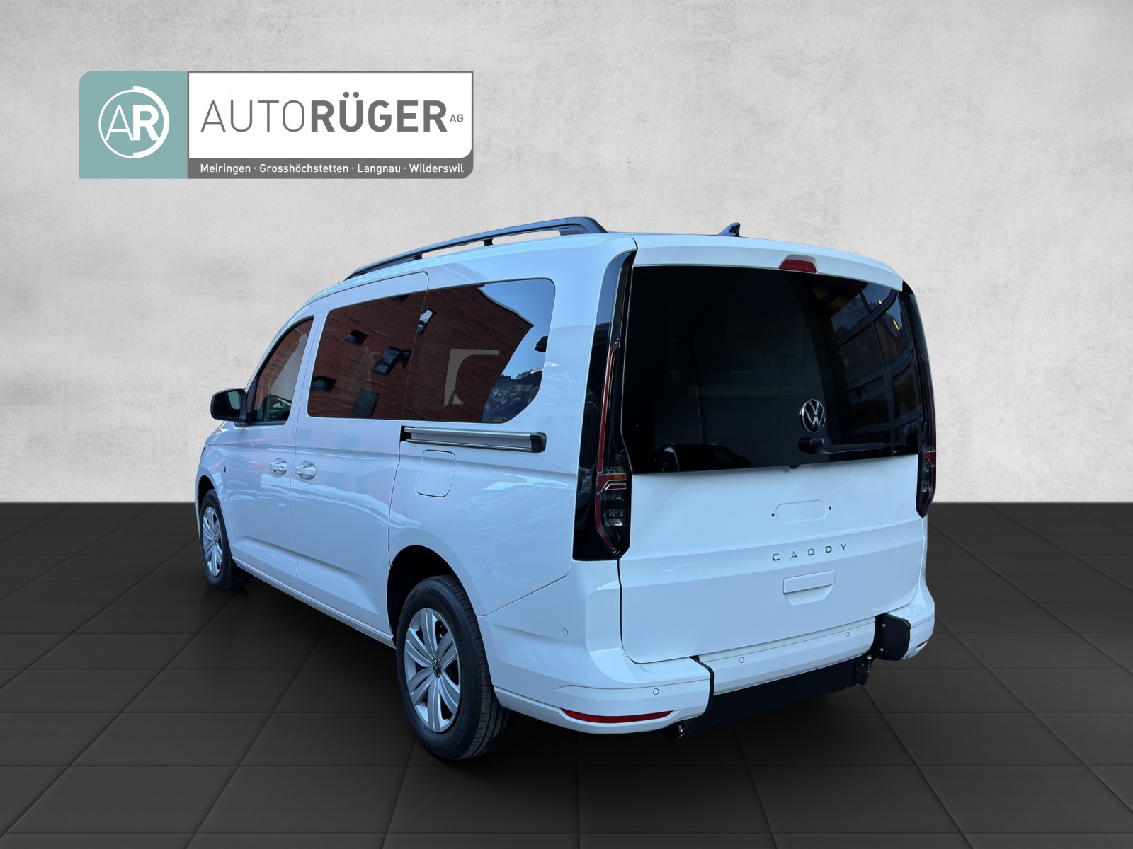 VW Caddy Cargo 1.5TSI Maxi DSG-image-3