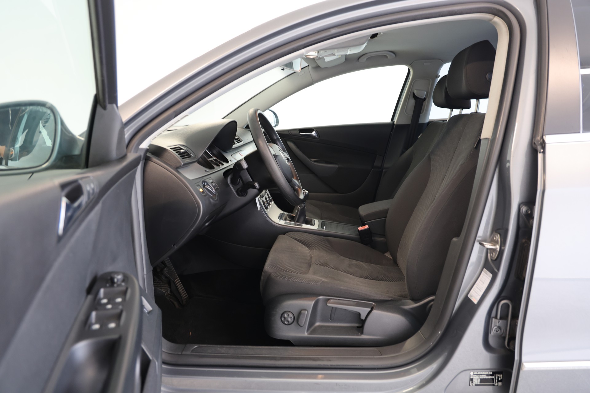 VW Passat 2.0 TDI Comfortline *Ab MFK*-image-5