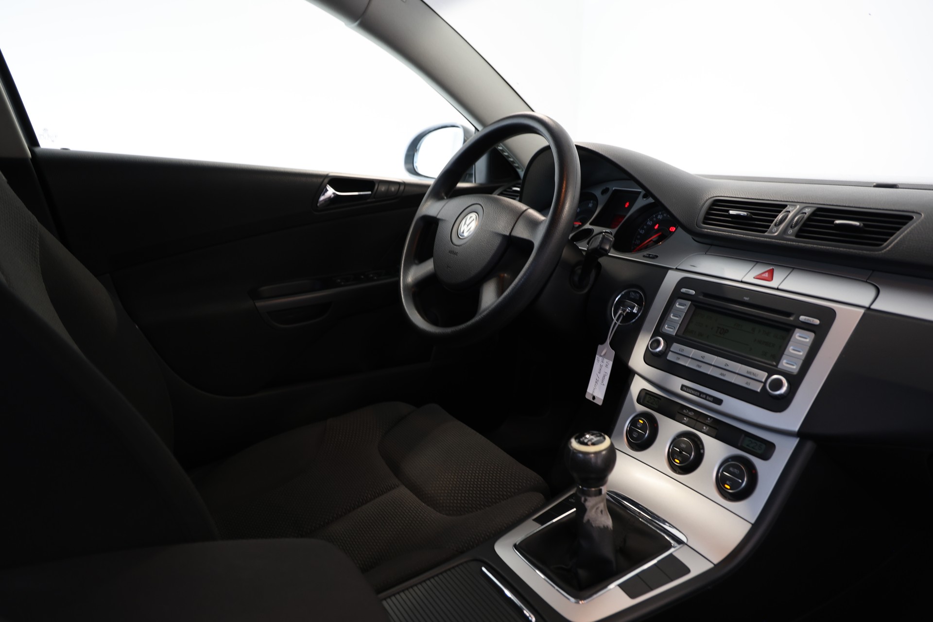 VW Passat 2.0 TDI Comfortline *Ab MFK*-image-12