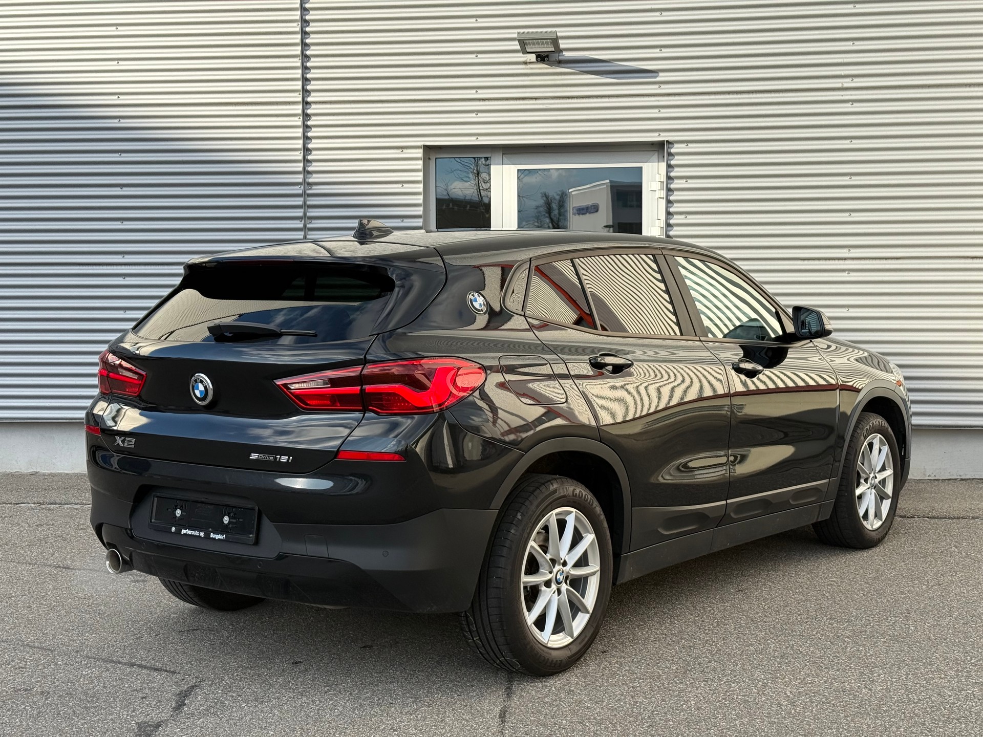 BMW X2 sDrive 18i-image-1