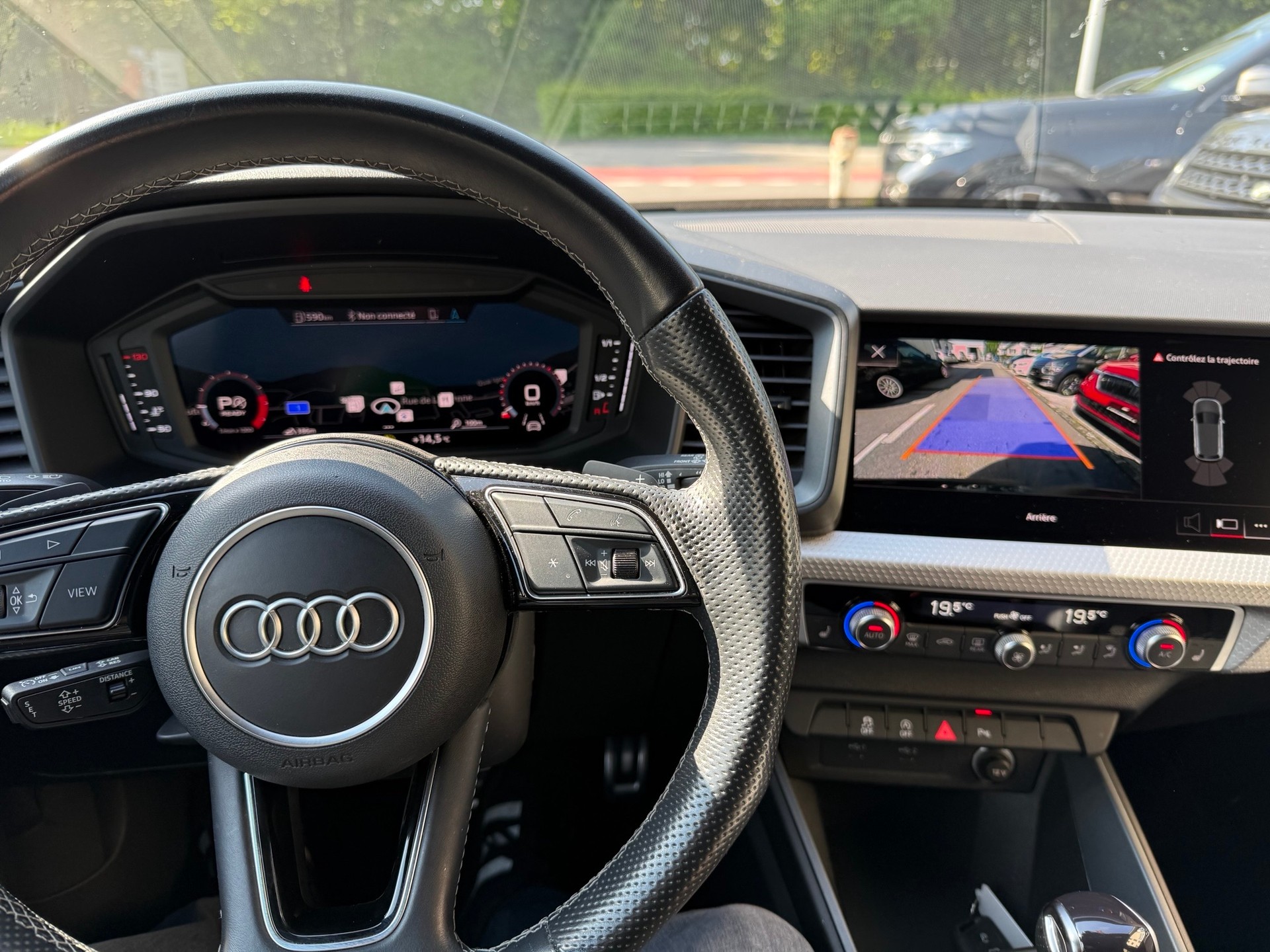 AUDI A1 Sportback 30 TFSI S Line Attraction-image-12