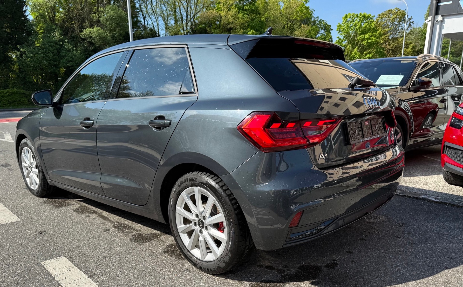 AUDI A1 Sportback 30 TFSI S Line Attraction-image-5