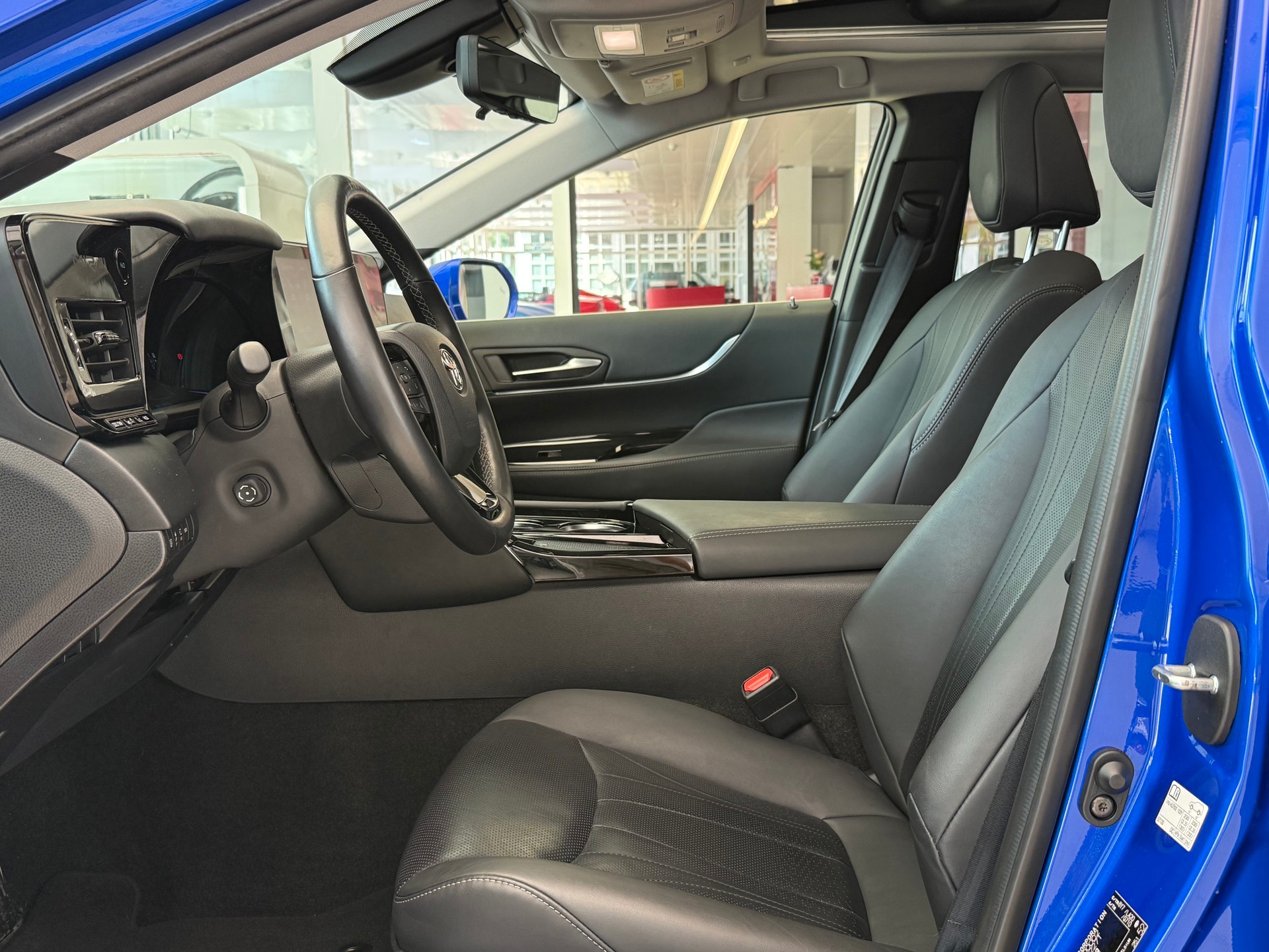 TOYOTA Mirai Fuel cell Platinum-image-9