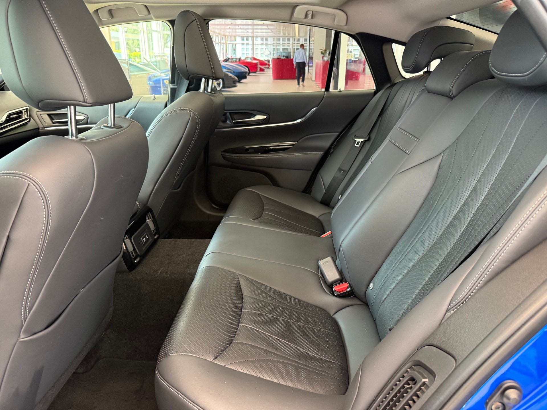 TOYOTA Mirai Fuel cell Platinum-image-14