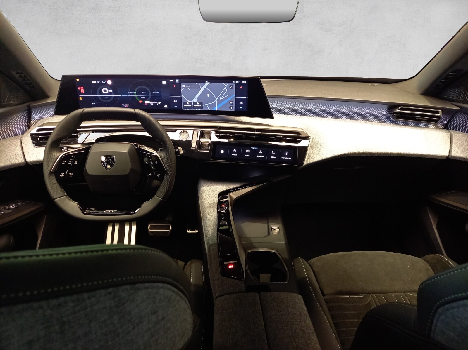 PEUGEOT 5008 1.2 Hybrid GT-image-9
