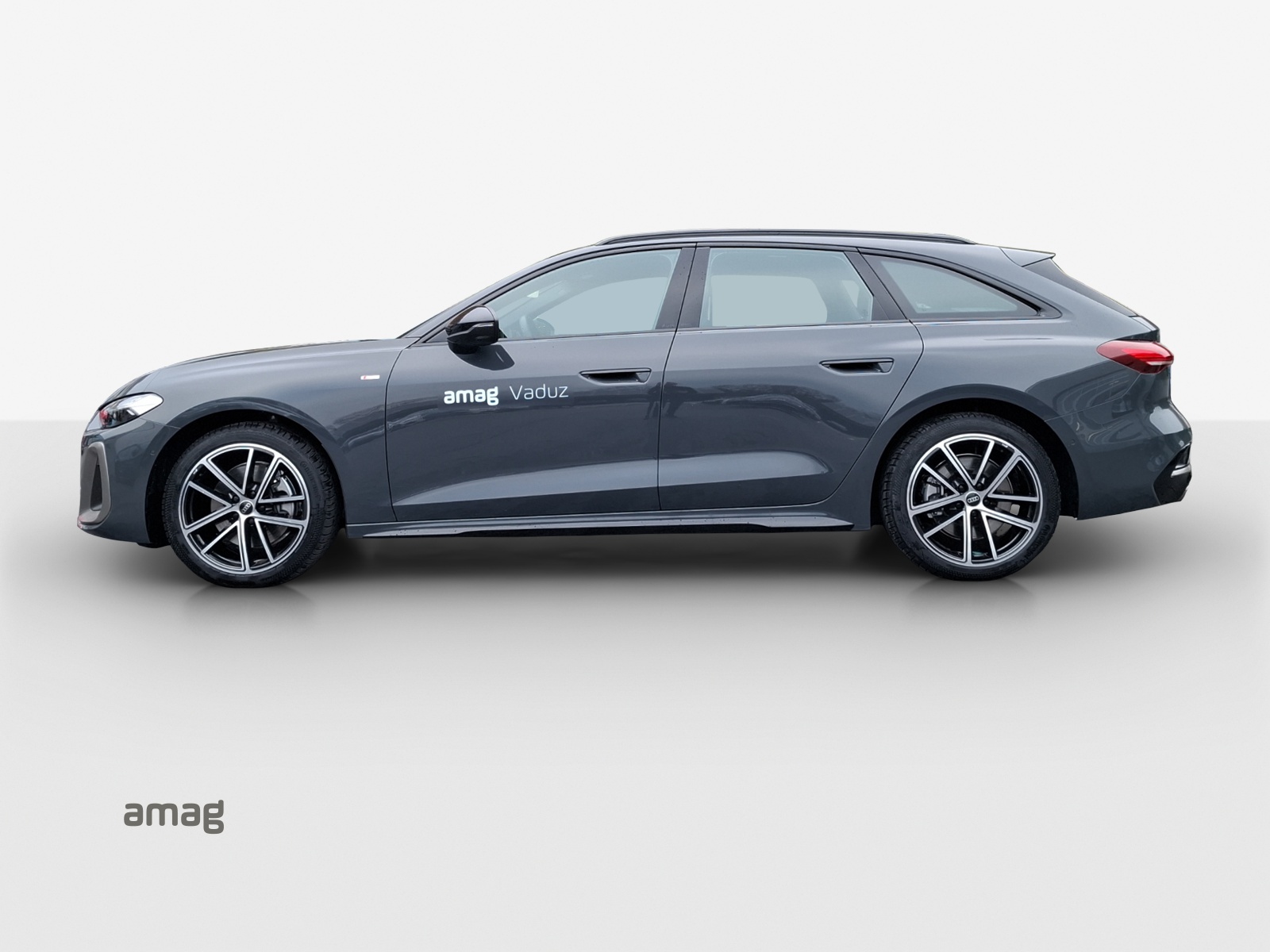 AUDI A5 Avant TDI quattro 150 kW Attraction S tronic-image-1