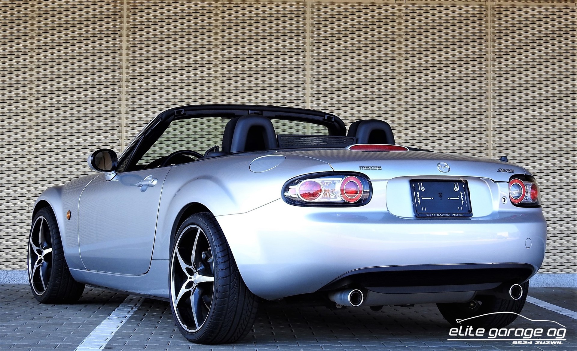 MAZDA MX-5 1.8i 16V Confort-image-4
