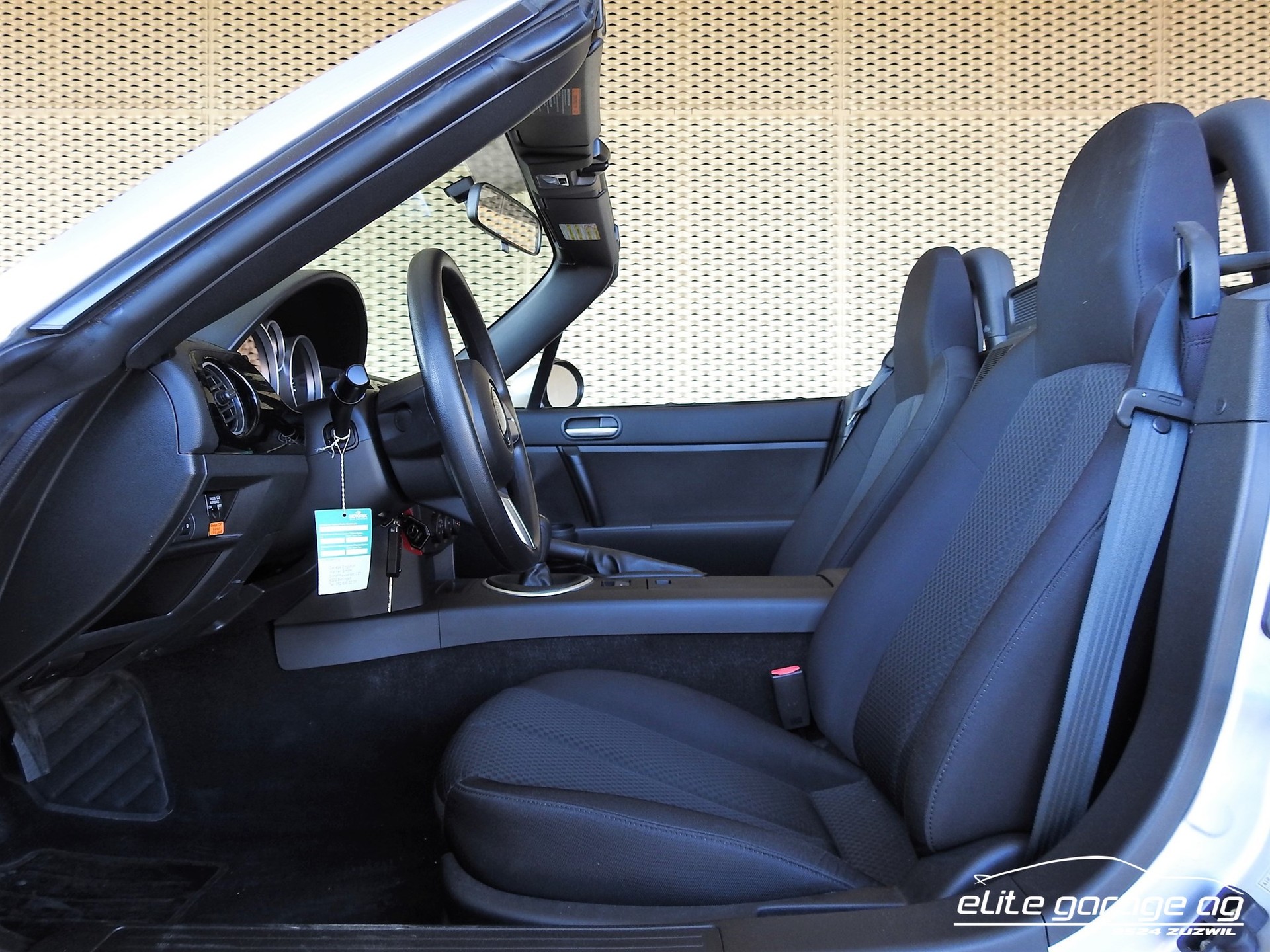 MAZDA MX-5 1.8i 16V Confort-image-7