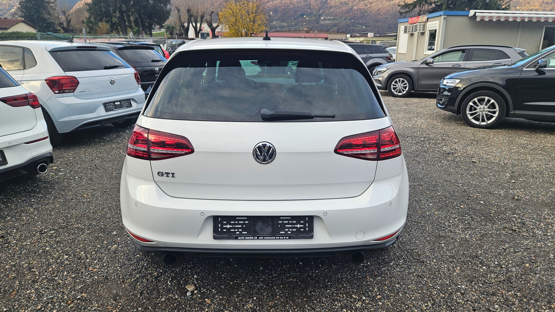 VW Golf 2.0 TSI GTI Performance-image-3