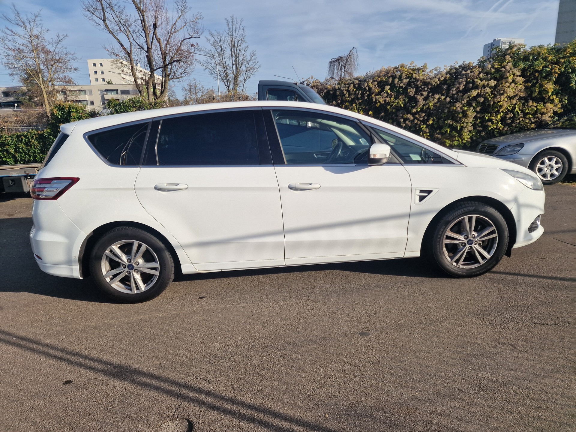 FORD S-Max 1.5 SCTi Trend-image-5