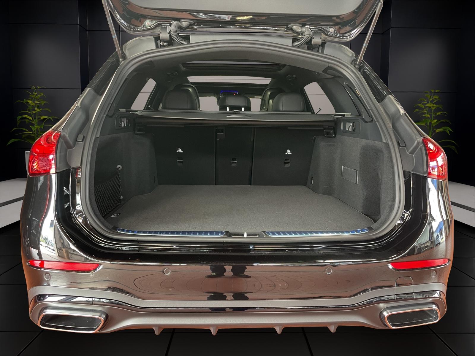 MERCEDES-BENZ C 220 d 4MATIC T-Modell Swiss Star AMG Line-image-8