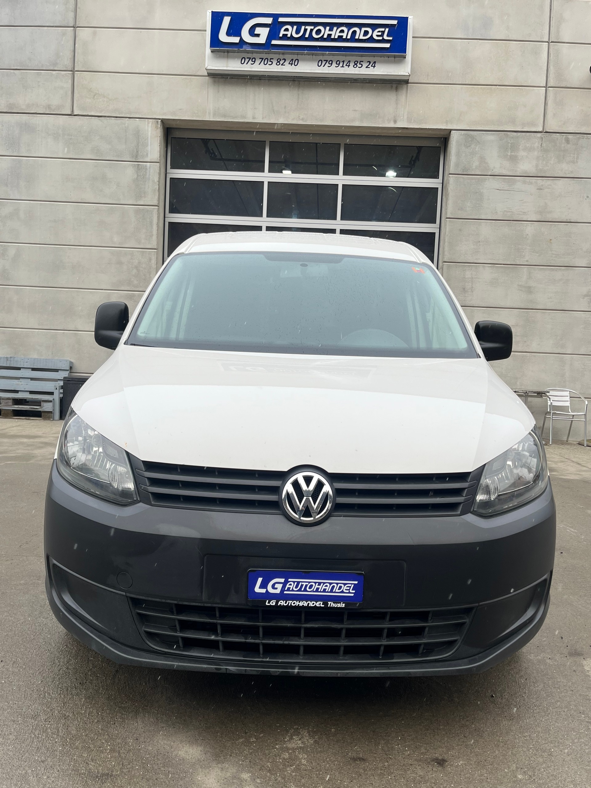 VW Caddy Maxi 2.0 TDI 4Motion-image-7