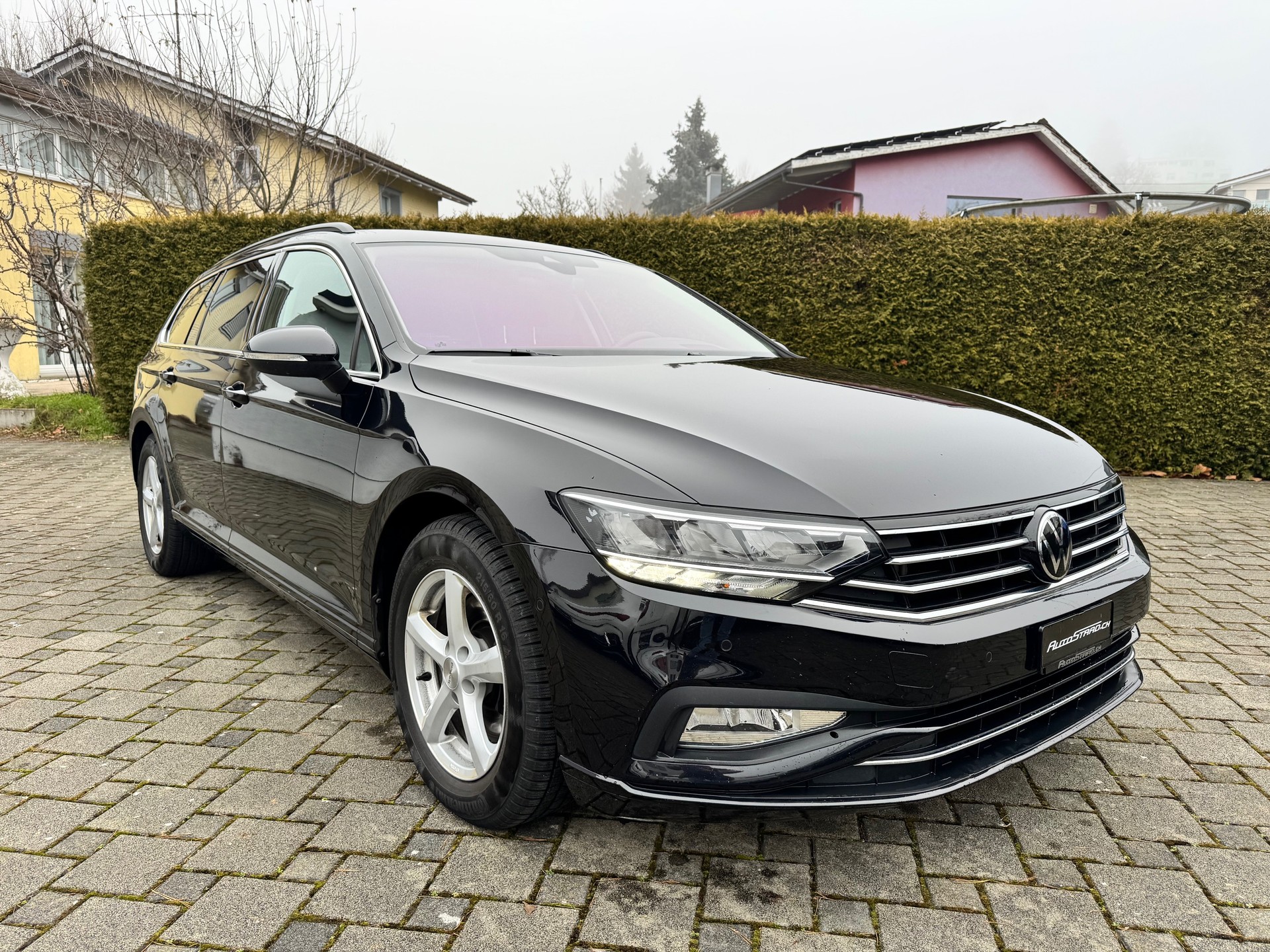 VW Passat 2.0 TDI BMT Business 4Motion DSG-image-2