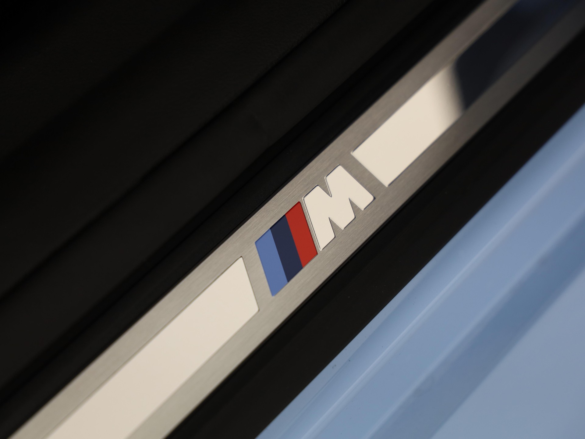 BMW M240i xDrive Coupé-image-14