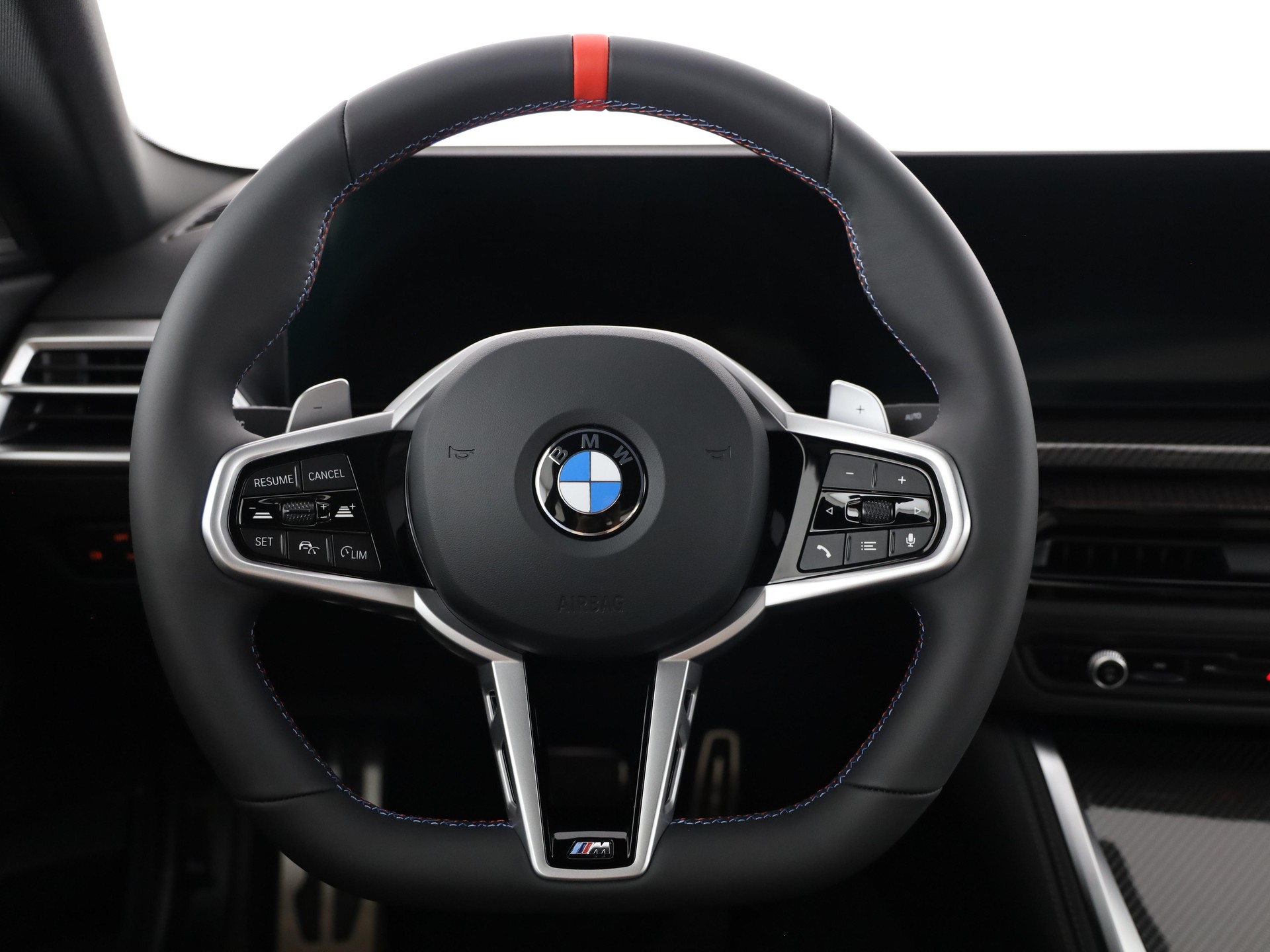 BMW M240i xDrive Coupé-image-15