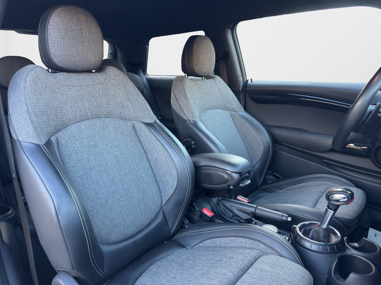 MINI Cooper S Steptronic-image-13