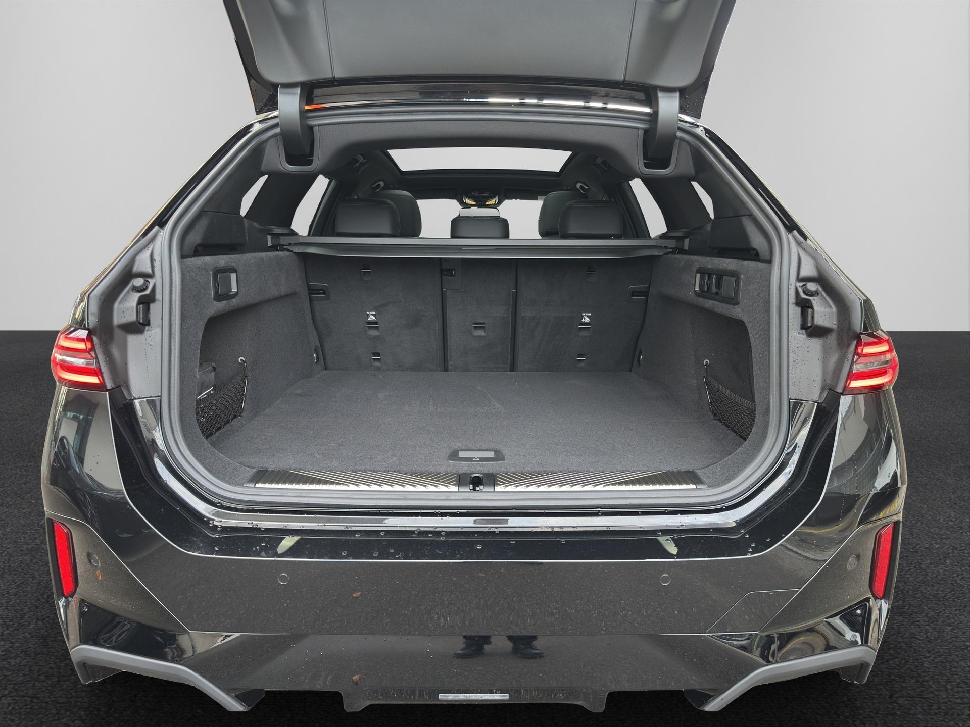 BMW 520d xDrive Touring M Sport Pro-image-20