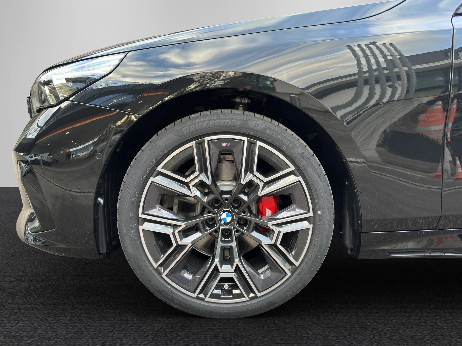 BMW 520d xDrive Touring M Sport Pro-image-9