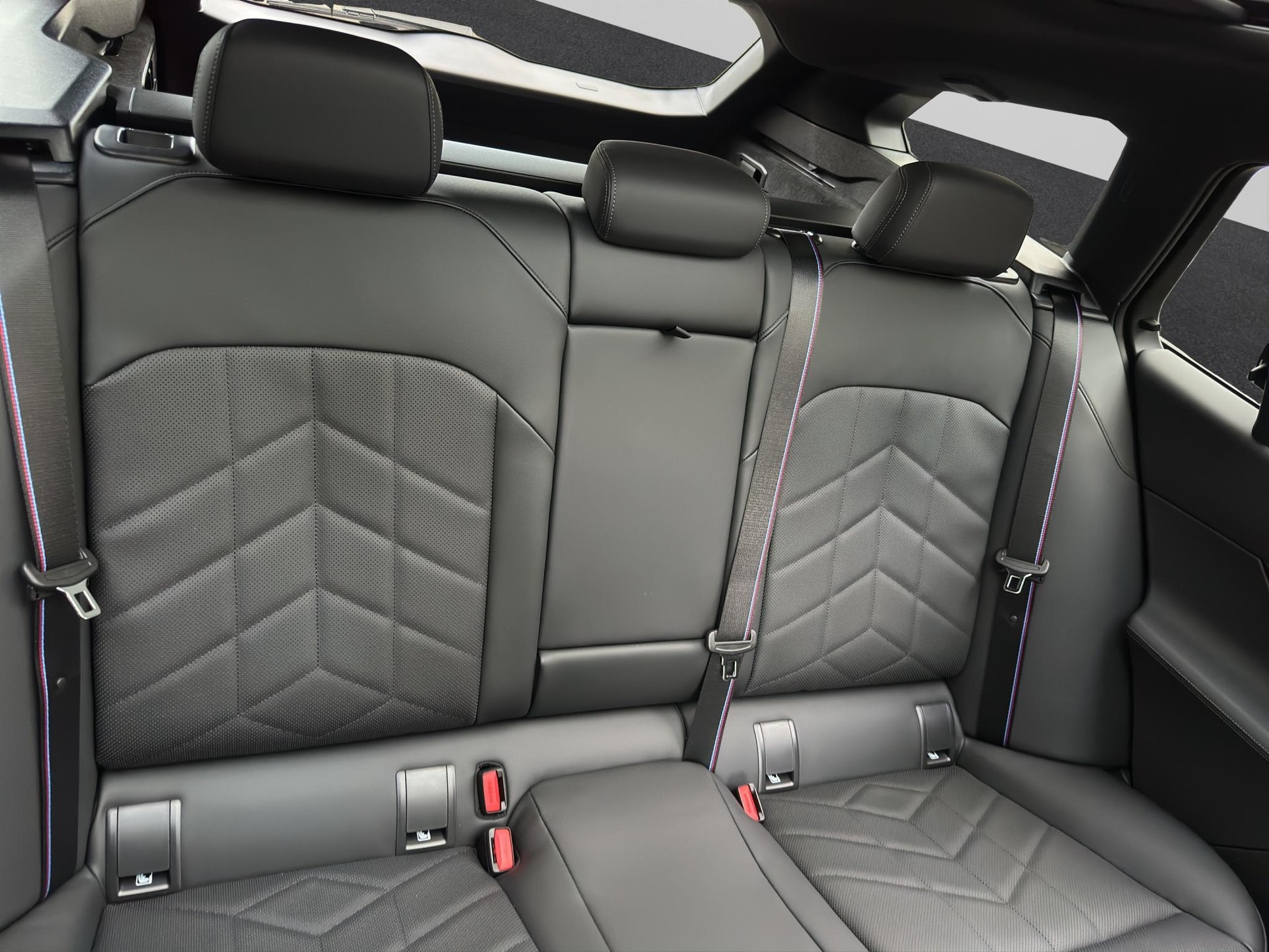 BMW 520d xDrive Touring M Sport Pro-image-19