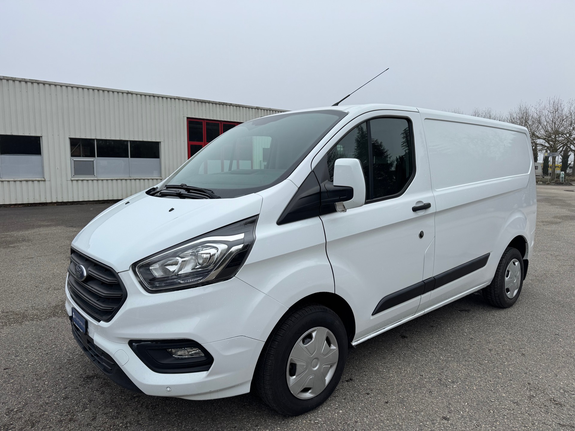 FORD Transit Custom Van 300 L1H1 Trend-image-1