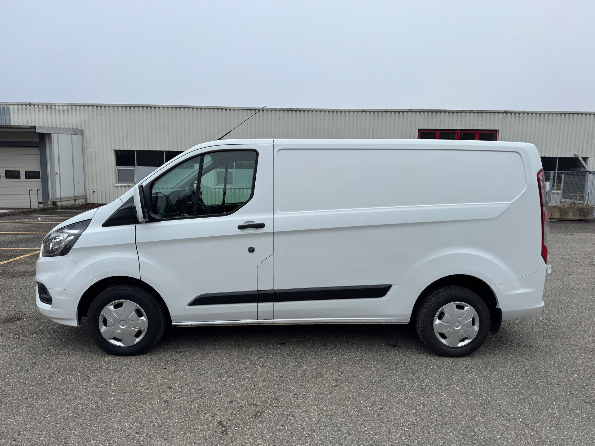 FORD Transit Custom Van 300 L1H1 Trend
