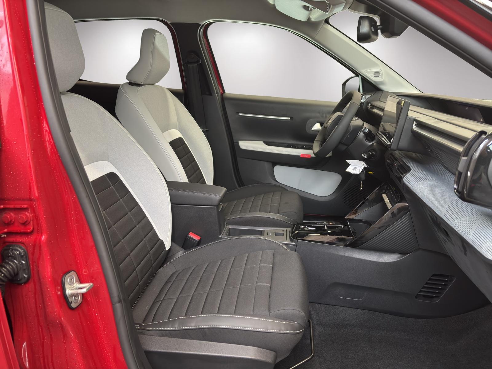 CITROEN C3 1.2 Hybrid Max-image-11