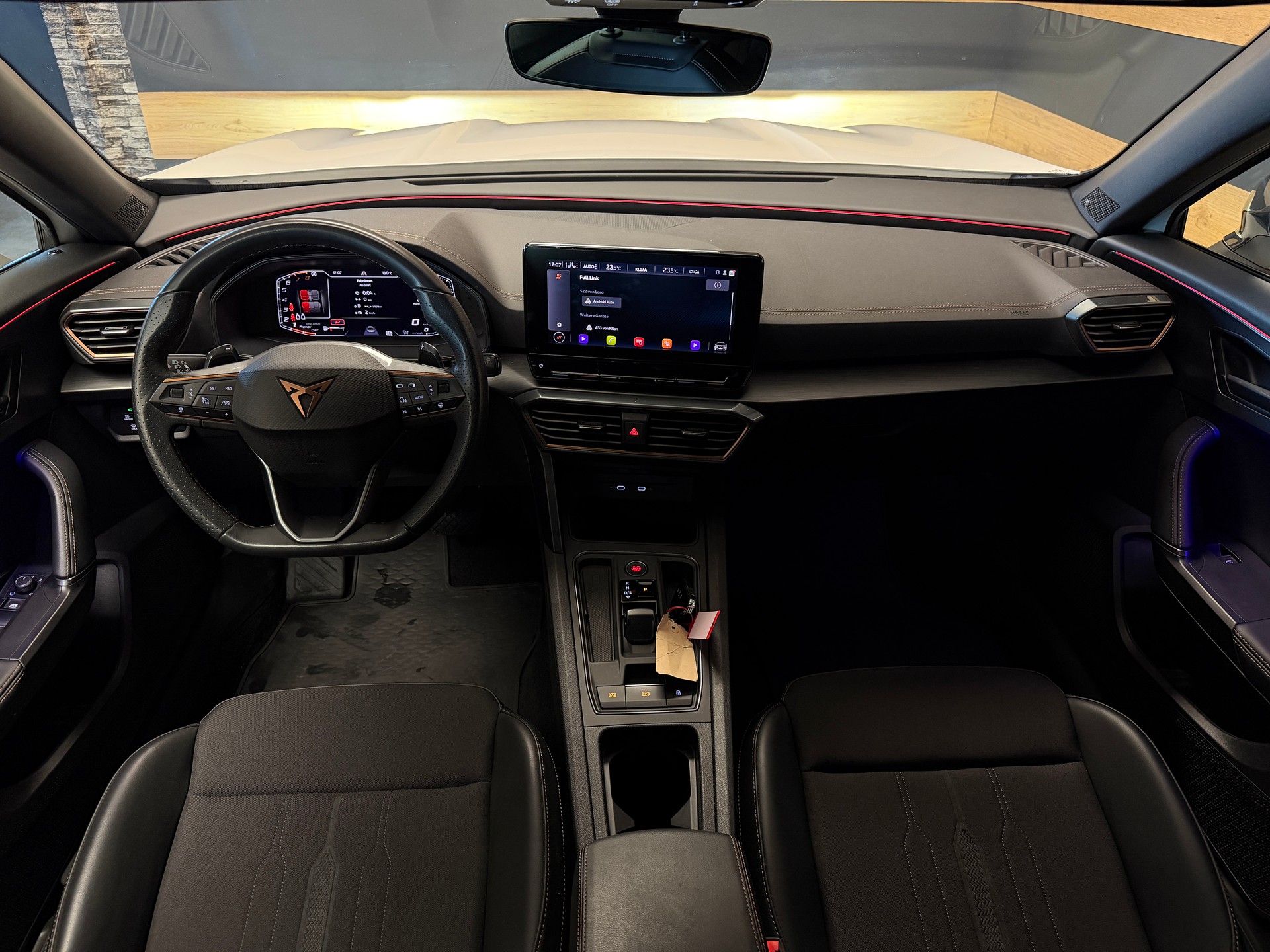 CUPRA Formentor 1.5 TSI DSG-image-16