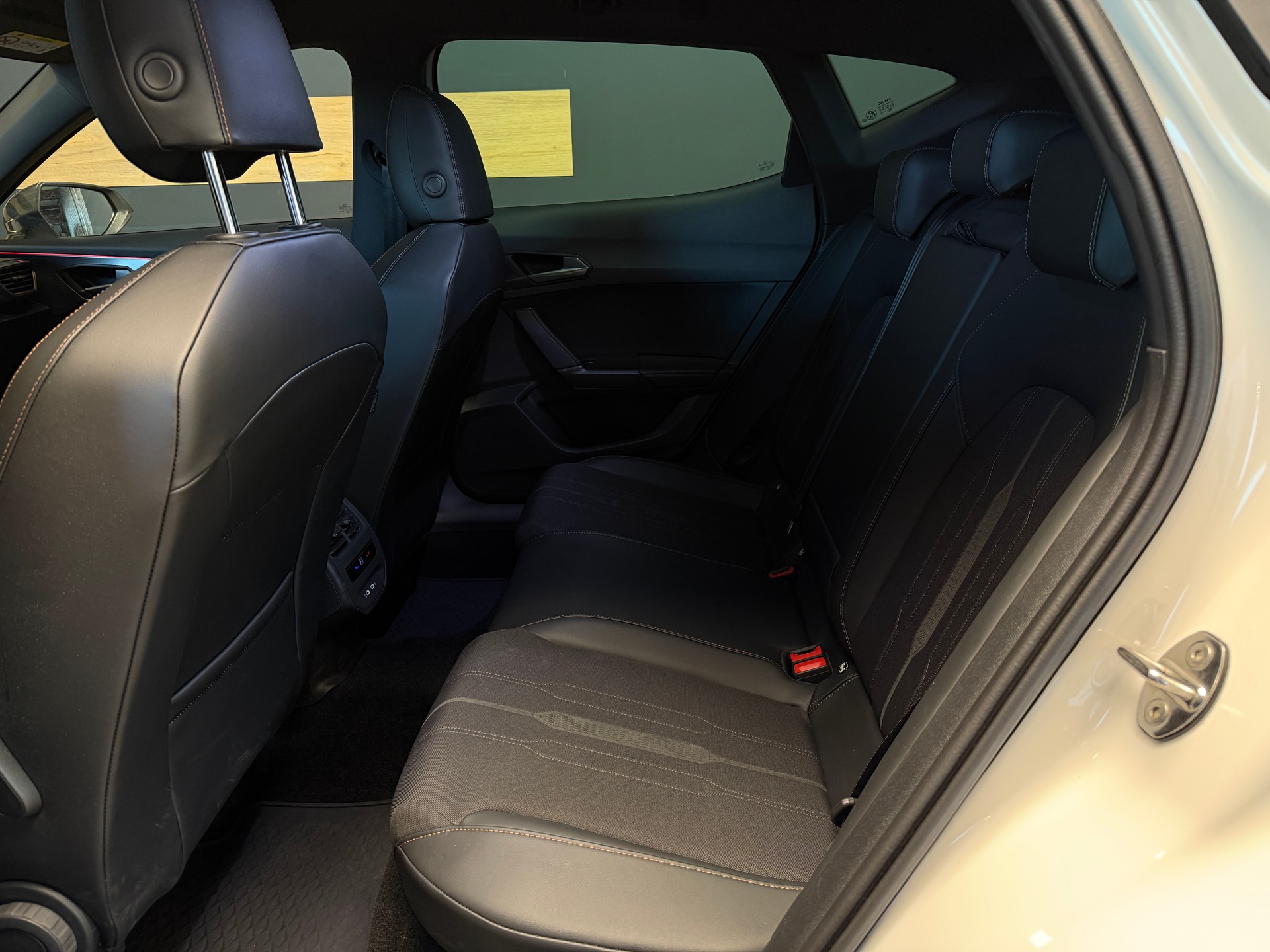 CUPRA Formentor 1.5 TSI DSG-image-19