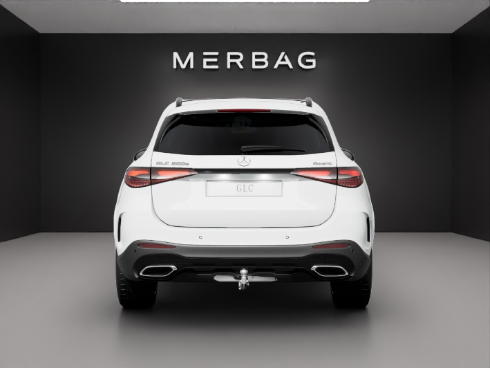 MERCEDES-BENZ GLC 300 e 4Matic 9G-Tronic-image-2