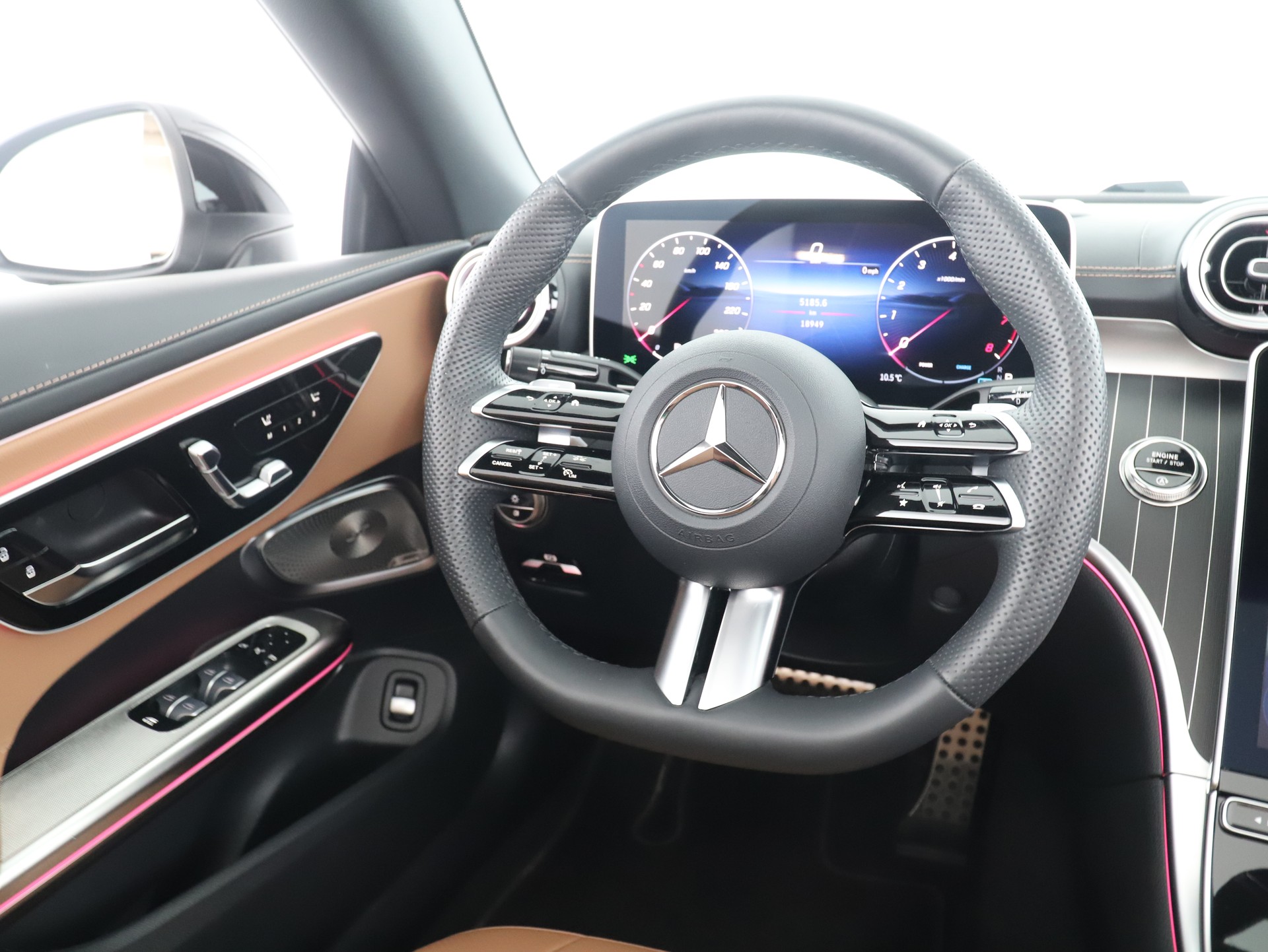 MERCEDES-BENZ CLE 200 Cabrio 4M-image-13
