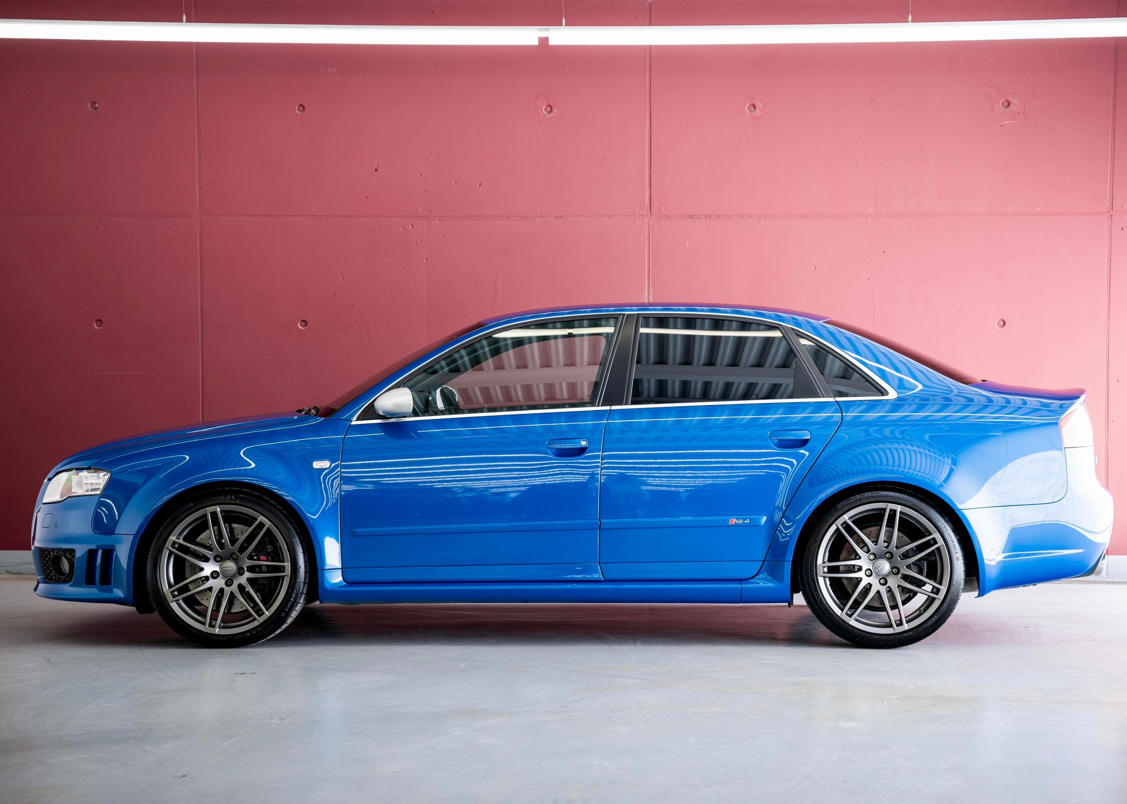Image AUDI RS4 RS4 Limousine 4.2 V8 quattro Limousine Sprint Blue (Perfect condition, 100% original)