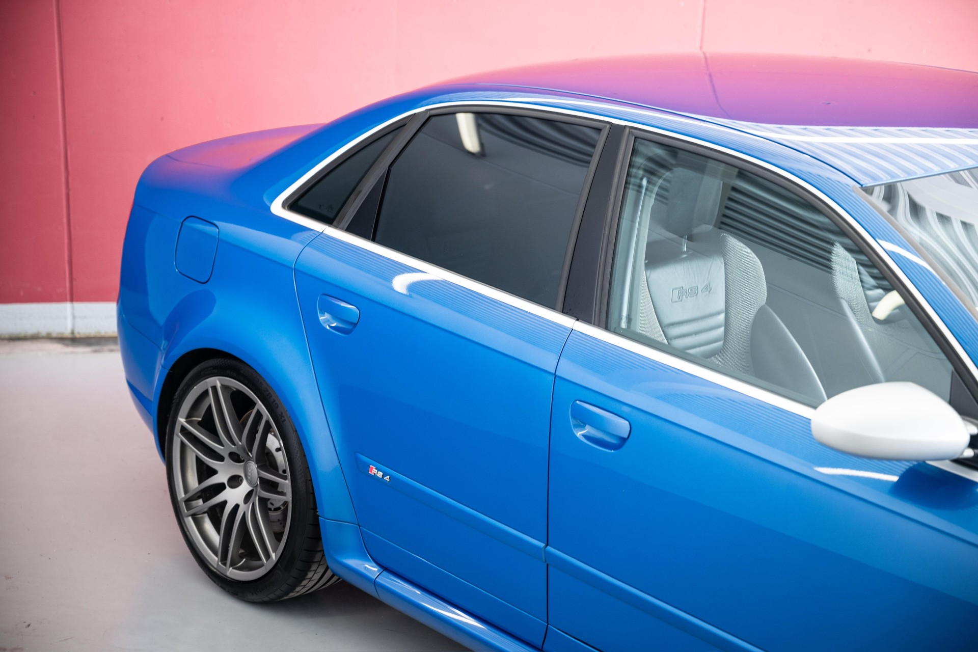 AUDI RS4 Limousine 4.2 V8 quattro Limousine Sprint Blue (Perfect condition, 100% original)-image-12